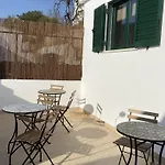 Gasthof Refugio No16 Ocean Air & Rooftop Flair *