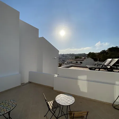 Refugio No16 Ocean Air & Rooftop Flair *