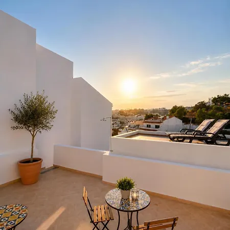 Penzion Refugio No16 Ocean Air & Rooftop Flair Albufeira
