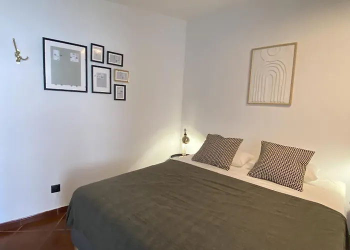 Πανσιόν Refugio No16 Ocean Air & Rooftop Flair Αλμπουφέιρα