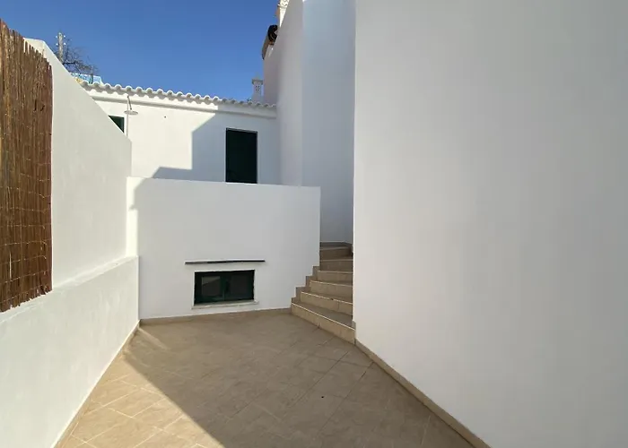 Refugio No16 Ocean Air & Rooftop Flair * 알부페이라