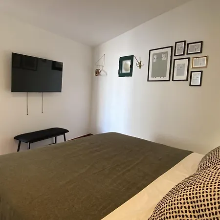 Refugio No16 Ocean Air & Rooftop Flair Αλμπουφέιρα