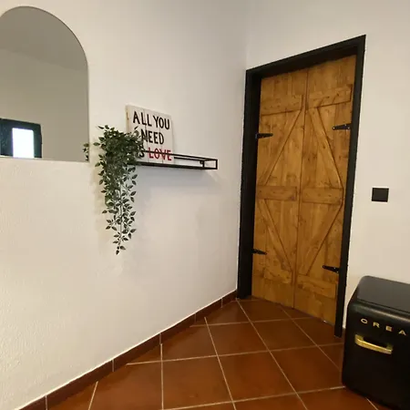 Πανσιόν Refugio No16 Ocean Air & Rooftop Flair *