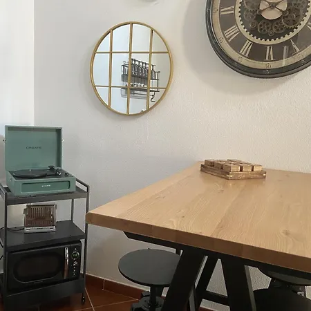 Πανσιόν Refugio No16 Ocean Air & Rooftop Flair *